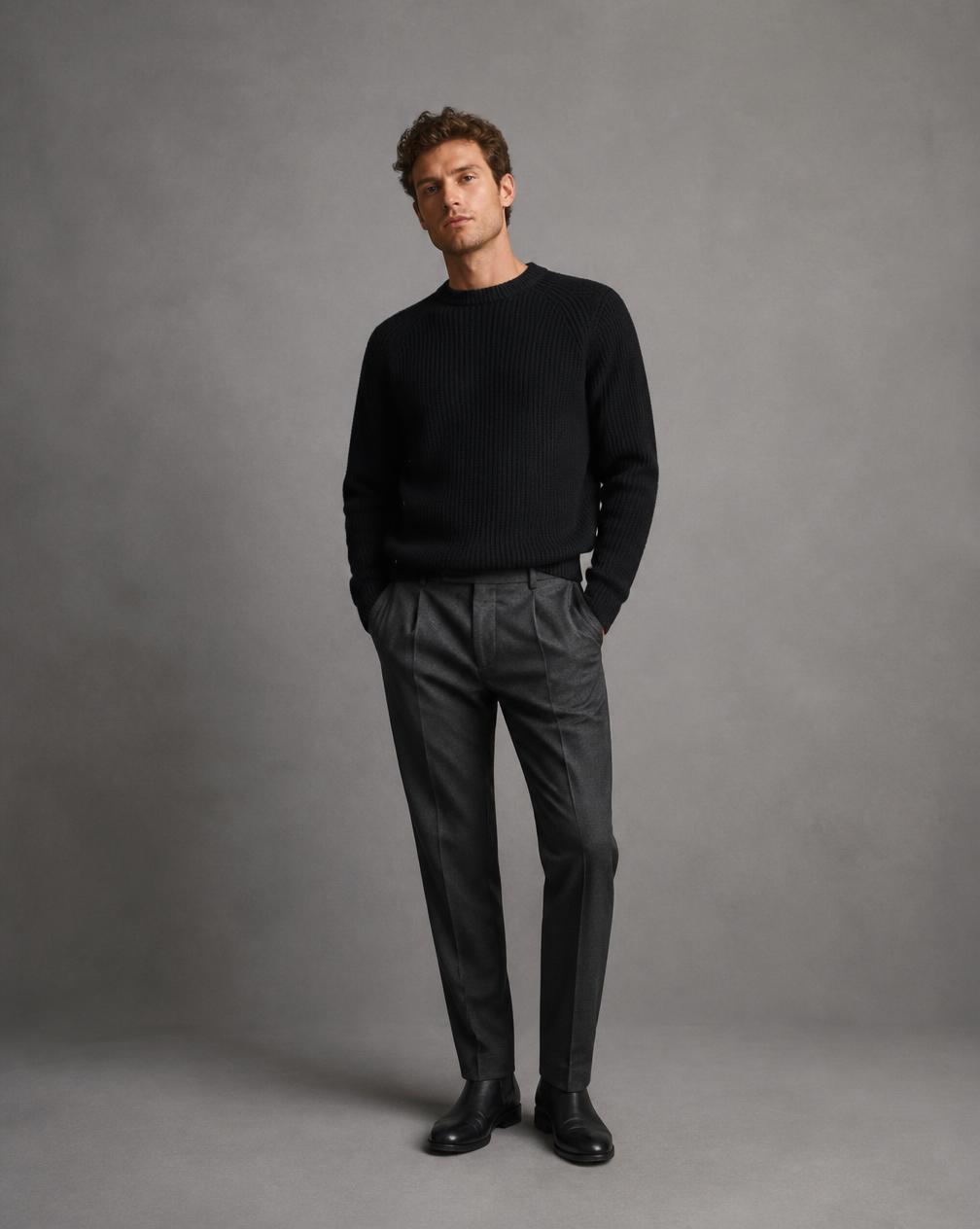 Tapered Wool Trouser